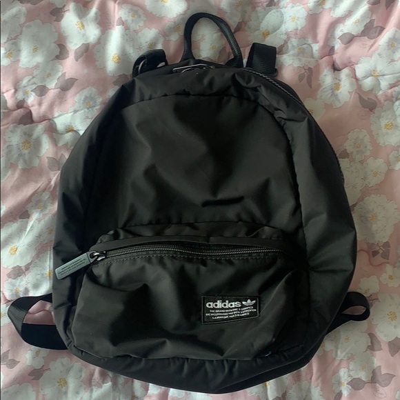 adidas compact backpack
